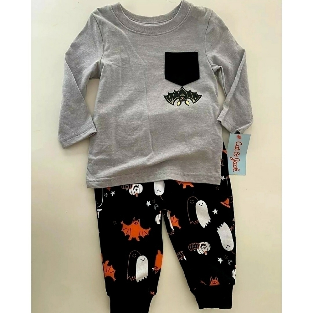 NWT Cat & Jack 2 Piece Halloween Outfit Bats Long Sleeves Joggers 12 Months Cute